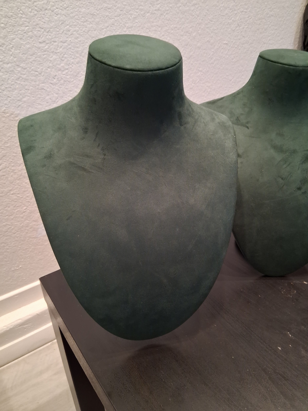 Dark Green Velvet Necklace Display Bust - Unbranded Adjustable Only 1